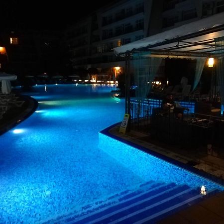Apartment Daisy Grand Kamelia ساني بيتش المظهر الخارجي الصورة