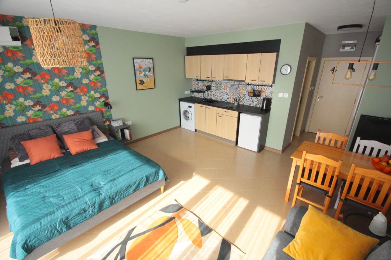 Apartment Daisy Grand Kamelia ساني بيتش المظهر الخارجي الصورة