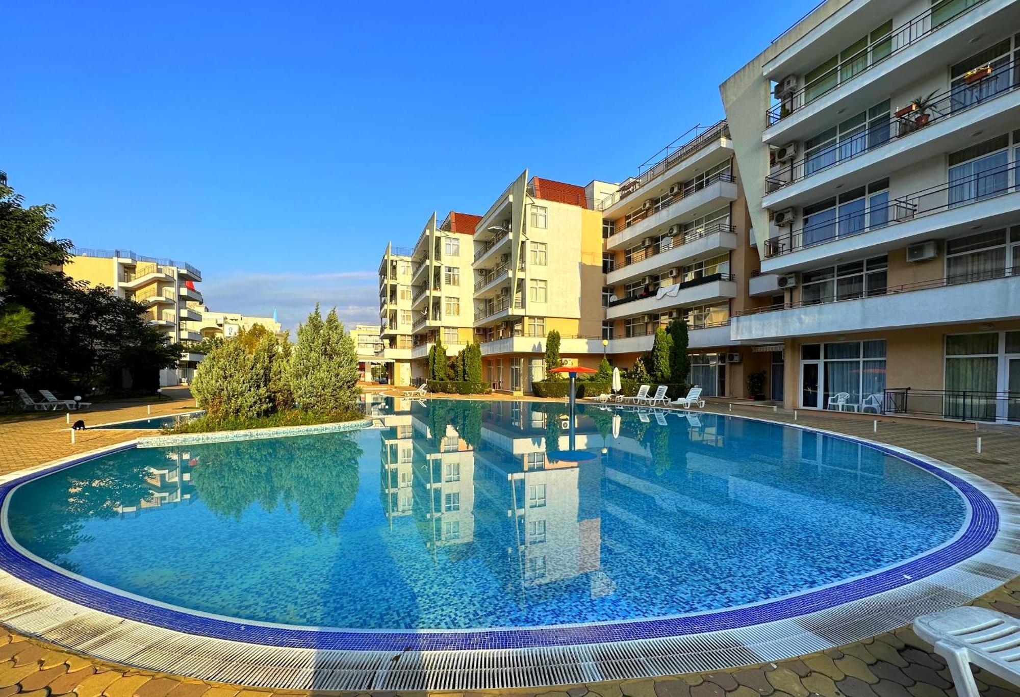 Apartment Daisy Grand Kamelia ساني بيتش المظهر الخارجي الصورة